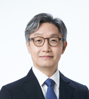 이신형 교수 사진